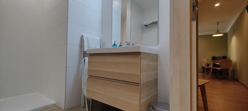 Apartment Refugium: Badezimmer