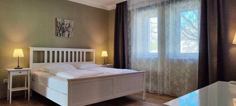 Seewinkel Doppelzimmer: Schlafzimmer